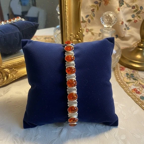 Sterling Silver Amber bracelet - Picture 6 of 9